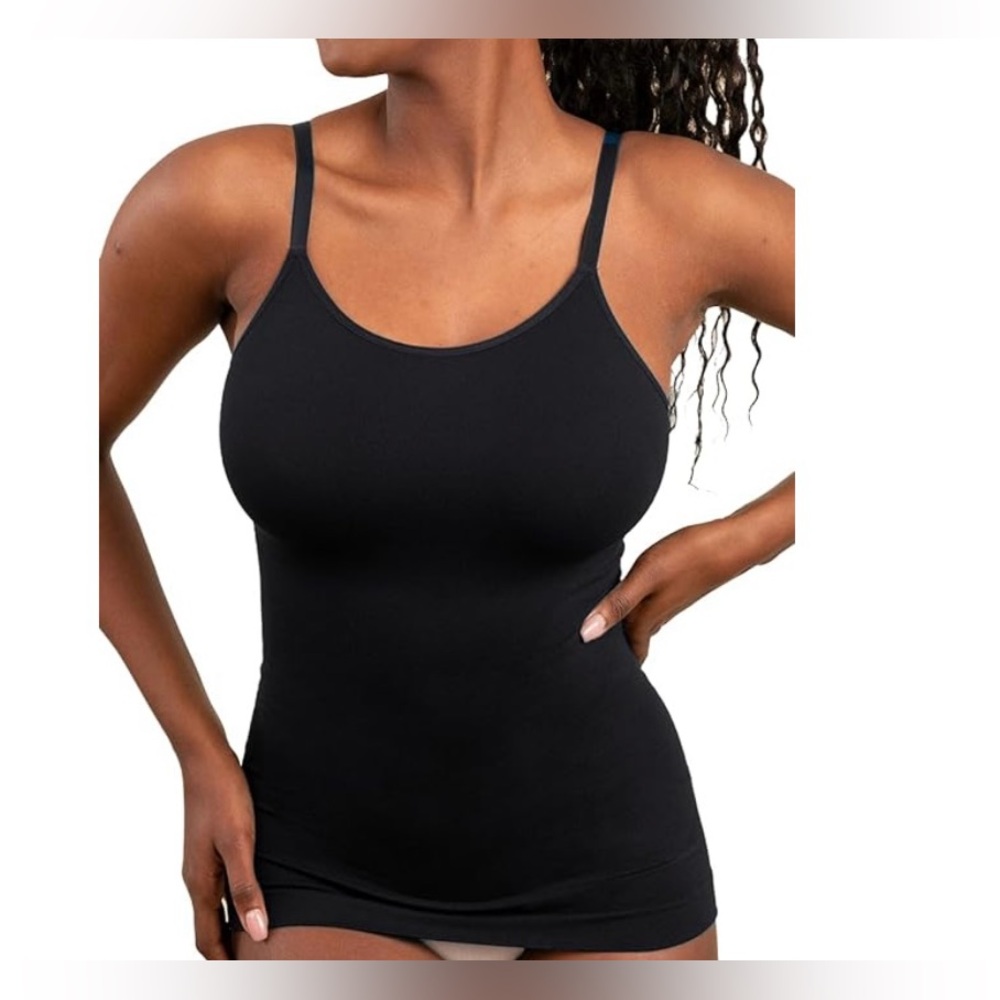 Shapermint Black Scoop Neck Cami XL +Bonus White Scoop Neck Cami XL